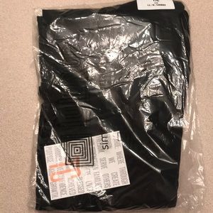 Lularoe TC BLACK leggings